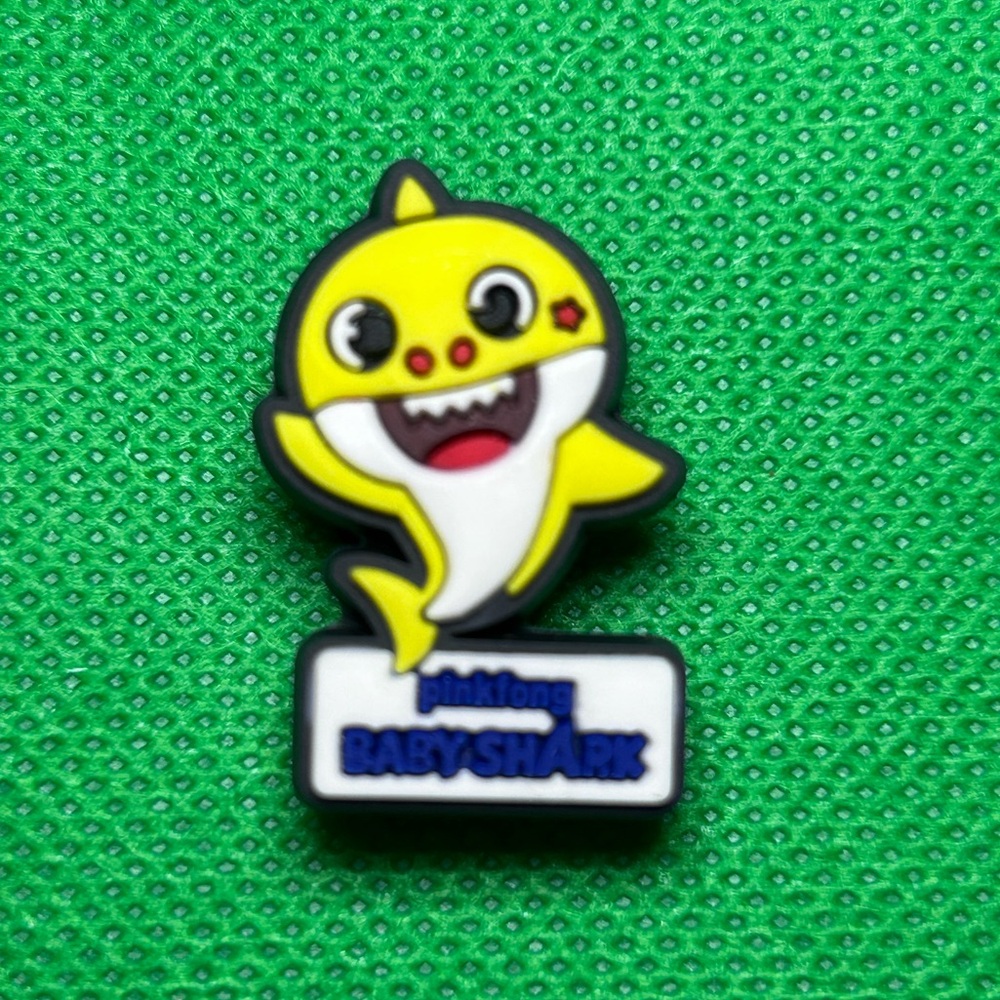 🌼 (5/$10 or 10/$15) NEW “Baby Shark” 🎀 Croc Charm Collection Yellow/Baby Shark
